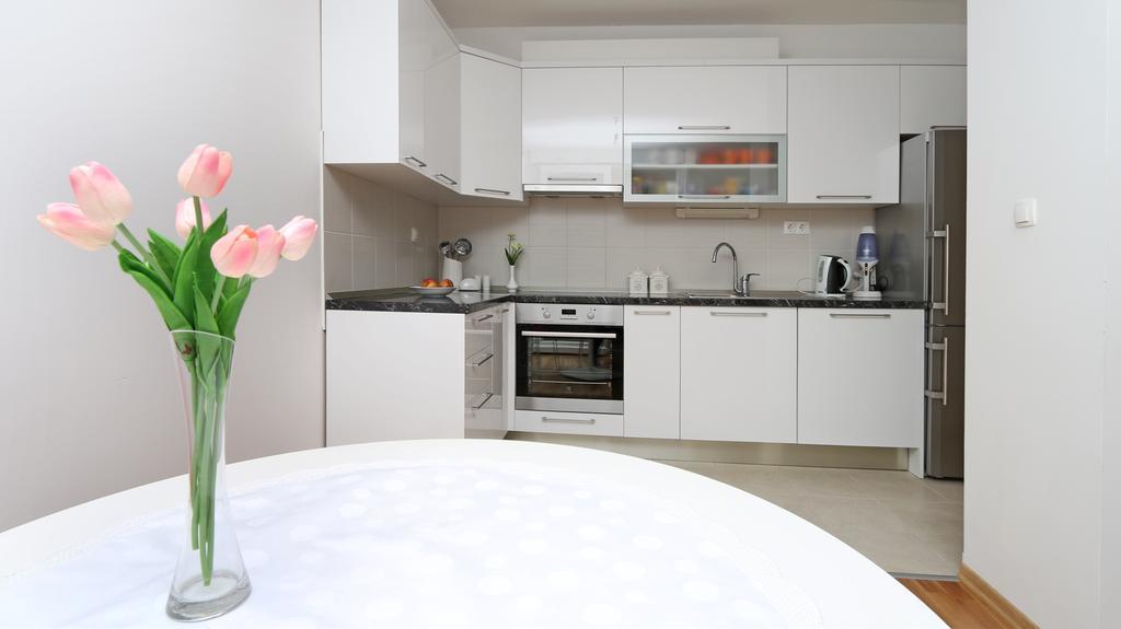 Antonijas Sunny Apartment Makarska Ngoại thất bức ảnh