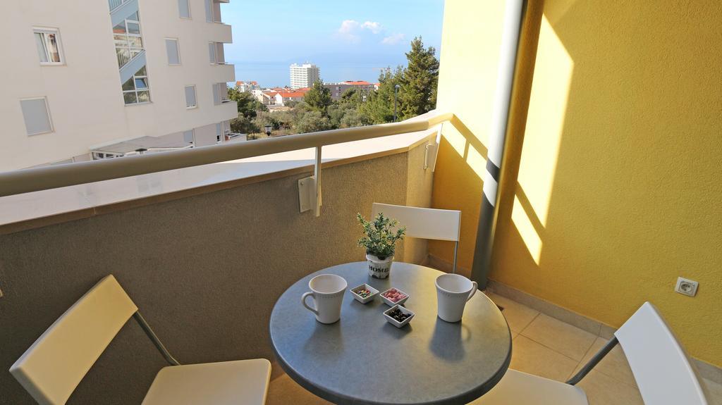 Antonijas Sunny Apartment Makarska Ngoại thất bức ảnh
