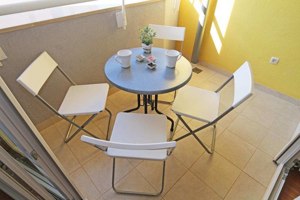 Antonijas Sunny Apartment Makarska Ngoại thất bức ảnh