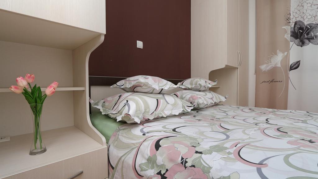 Antonijas Sunny Apartment Makarska Ngoại thất bức ảnh
